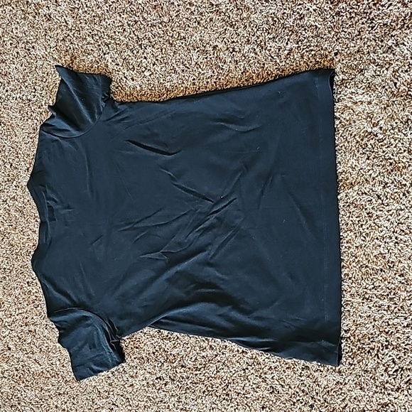 Womens NWOT Under Armour heat gear t-shirt - Picture 5 of 5